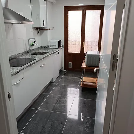 Apartment Entre Castillo Y Catedral 2 *