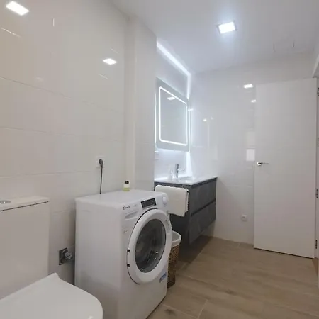 Entre Castillo Y Catedral 2vut09734 Burgo