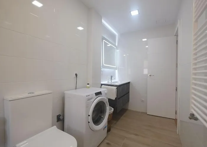 Entre Castillo Y Catedral 2vut09734 Burgo